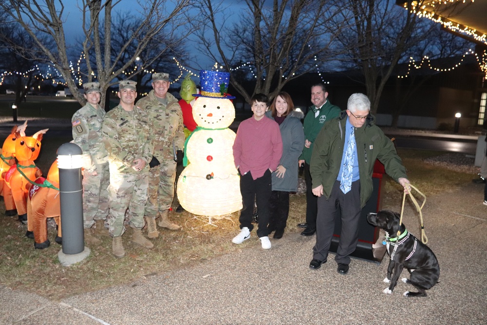 Fort McCoy community participates in 2021 Tree Lighting Ceremony