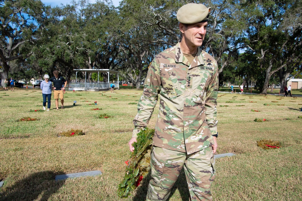 USSOCOM Commander attends wreath laying ceremony