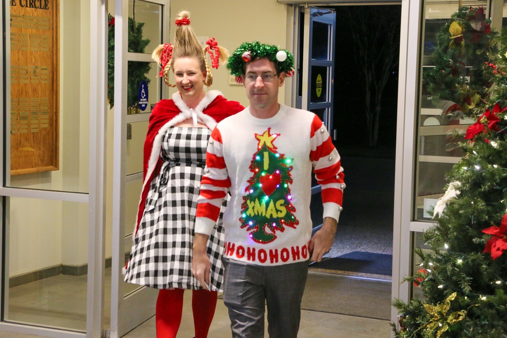 IWTC Virginia Beach Holiday Attendees get into the Spirit of the Holidays