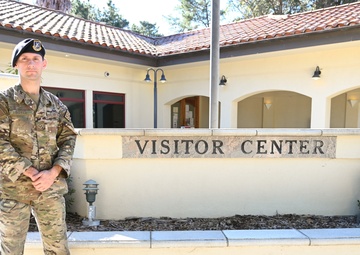 Airman Renders Aid to Child at the Visitor Center