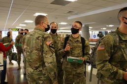 CASCOM senior leadership meets and greets Fort Lee Soldiers departing for holiday block leave