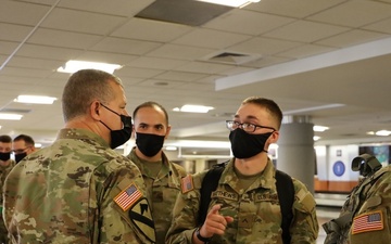 CASCOM senior leadership meets and greets Fort Lee Soldiers departing for holiday block leave