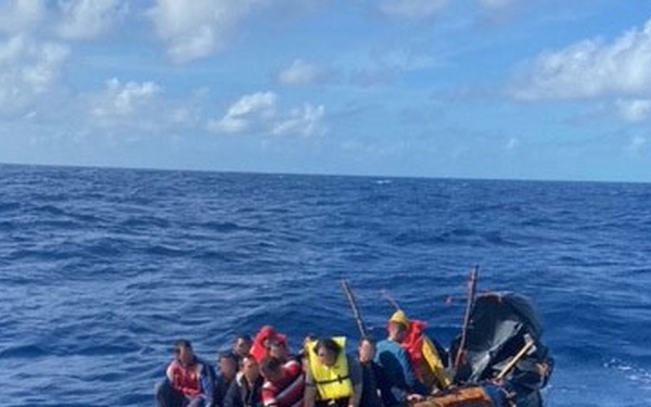 Coast Guard repatriates 18 migrants to Cuba