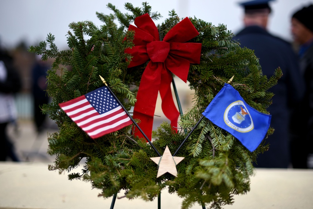 301 FW remembers Dallas-Fort Worth’s National Cemetery veterans