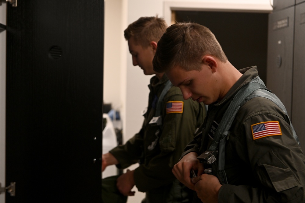 U.S. Air Force Academy cadets receive F-16 Viper familiarization flights