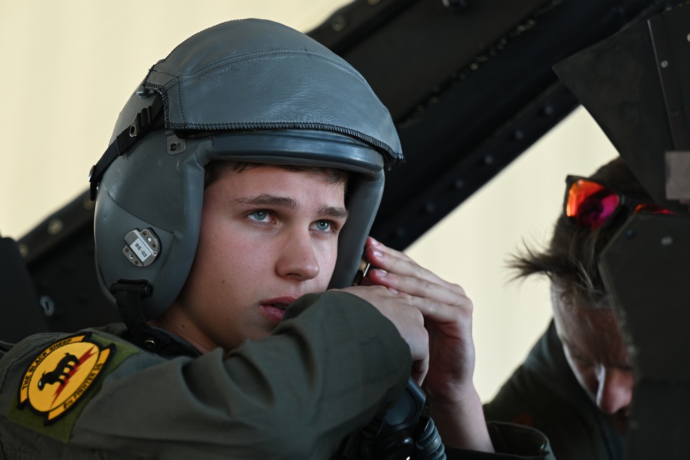 U.S. Air Force Academy cadets receive F-16 Viper familiarization flights