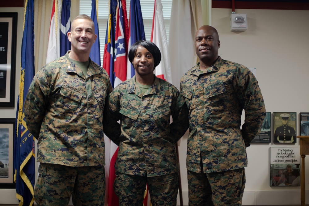 6th Marine Corps District Awards December Pacesetter of the Month