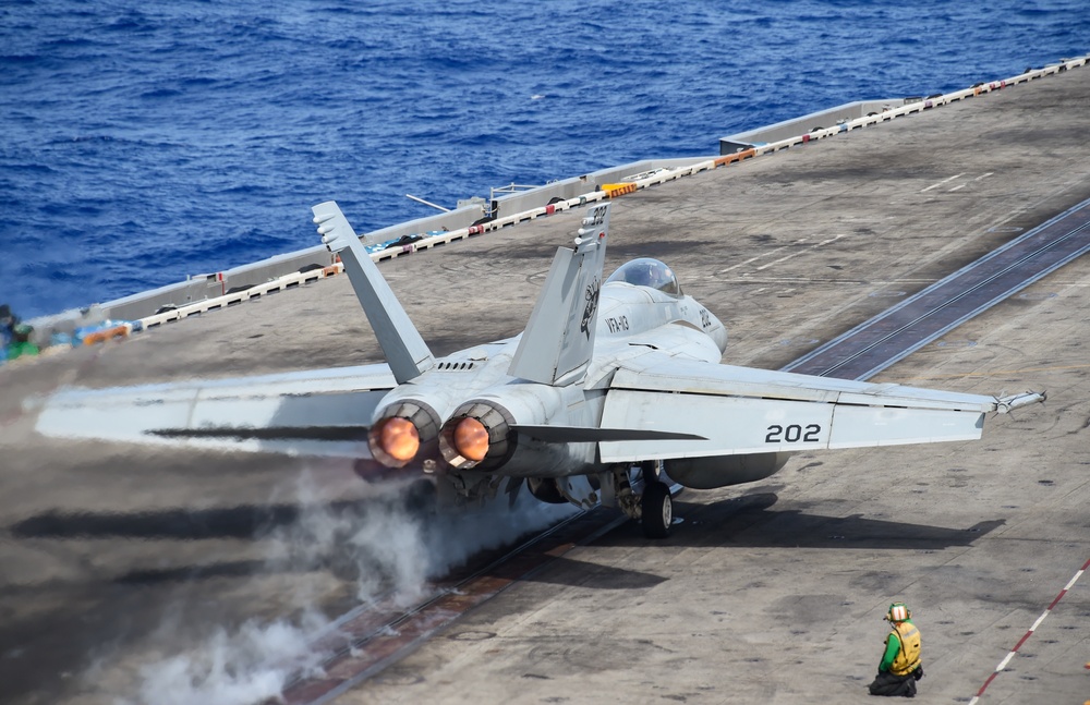 DVIDS - Images - USS Carl Vinson (CVN 70) Conducts Flight Operations in ...