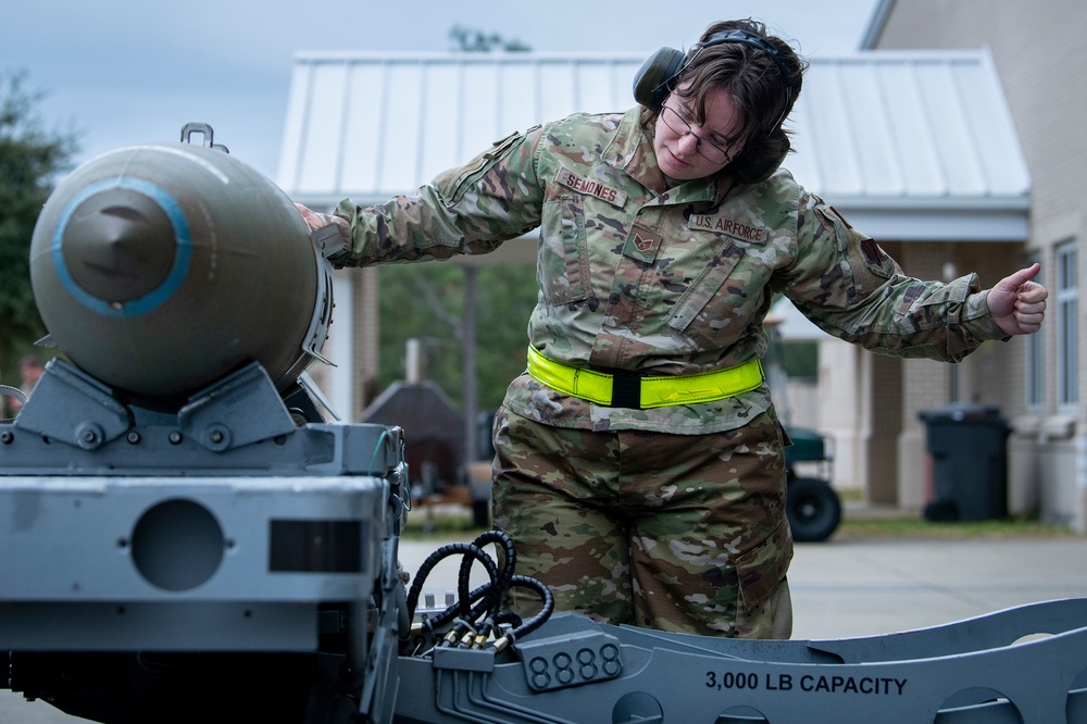 Raptor weapons crews battle in quarterly competition