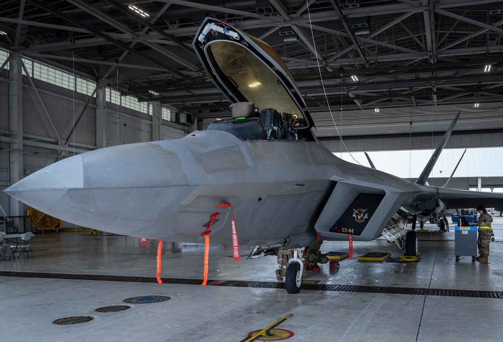 Raptor weapons crews battle in quarterly competition