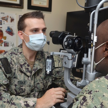 Naval Branch Health Clinic Mayport optometrist