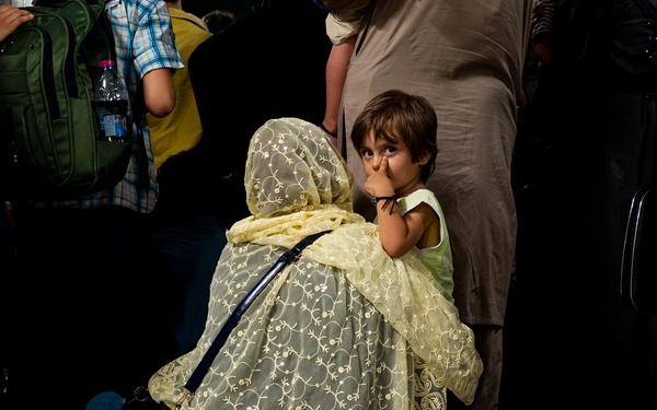 816th EAS transports Afghan evacuees