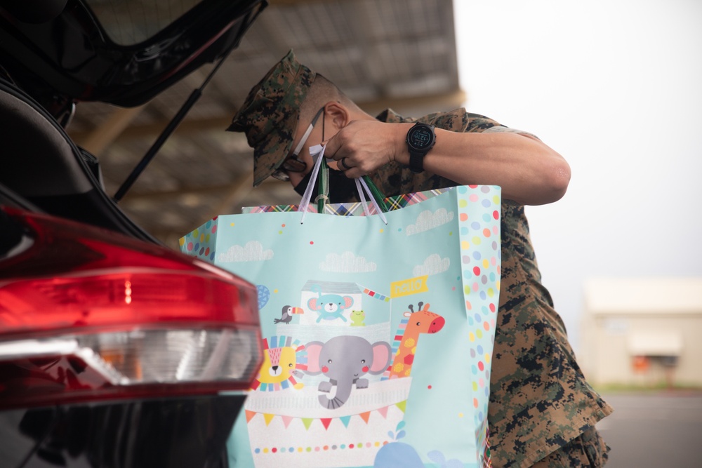 3d Radio Battalion holds gift drive for local Oahu children