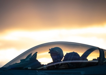 332 AEW conducts hot pit refueling during ACE