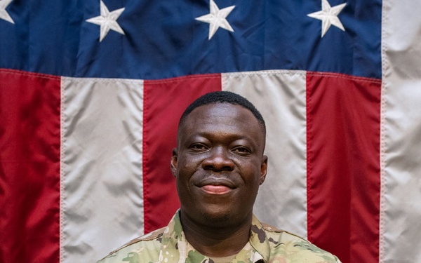 Military Family Readiness Center helps DoD members become US citizens