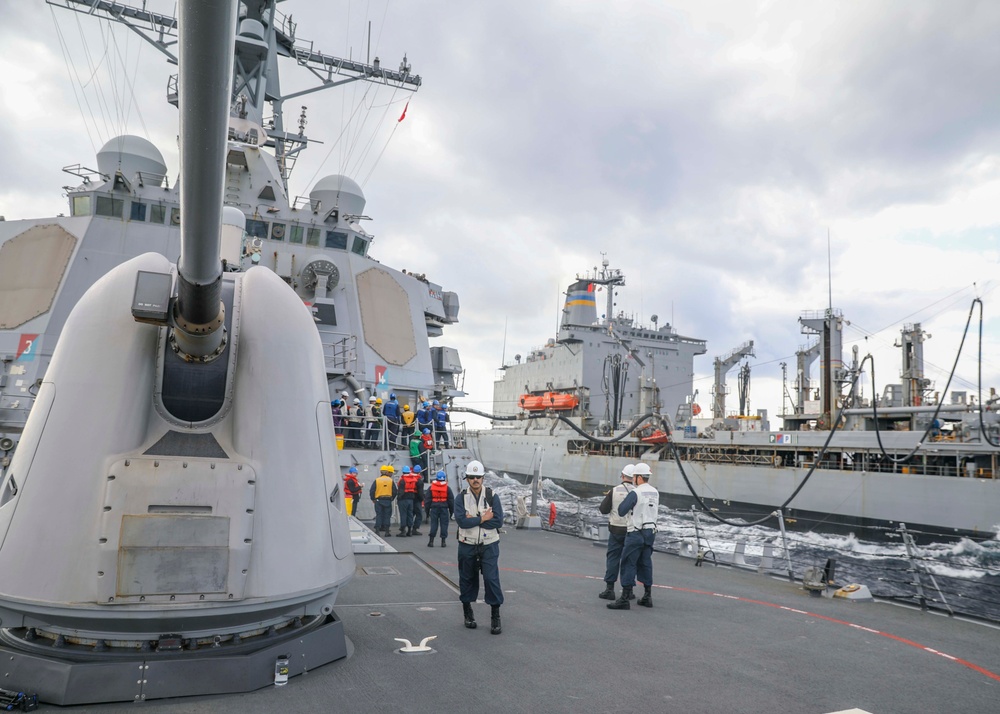 Benfold Conducts Replenishment-At-Sea with John Ericsson