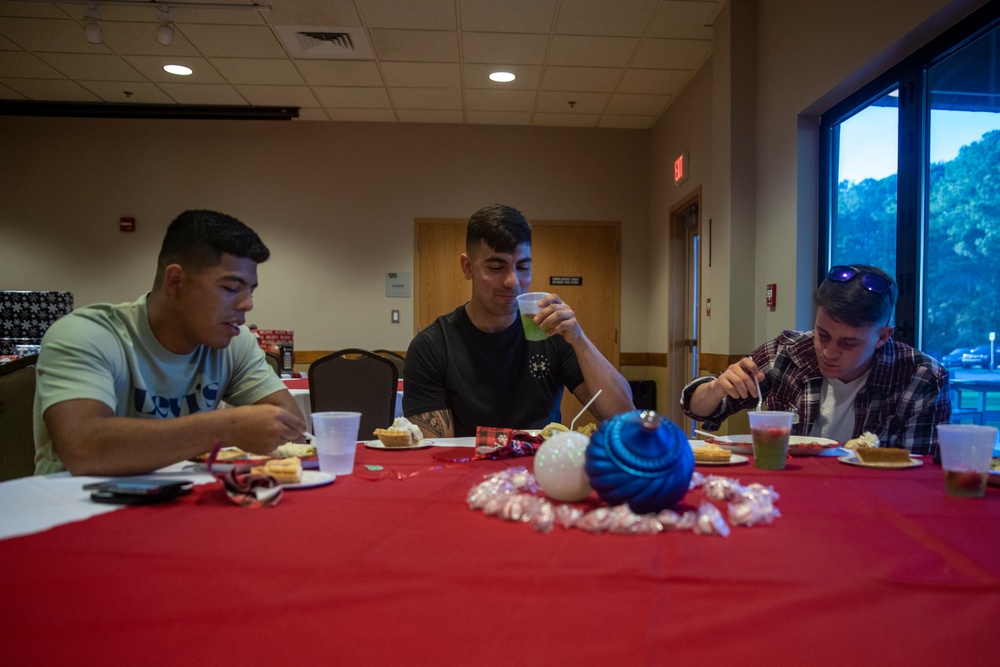 MCAS Beaufort Holiday Dinner