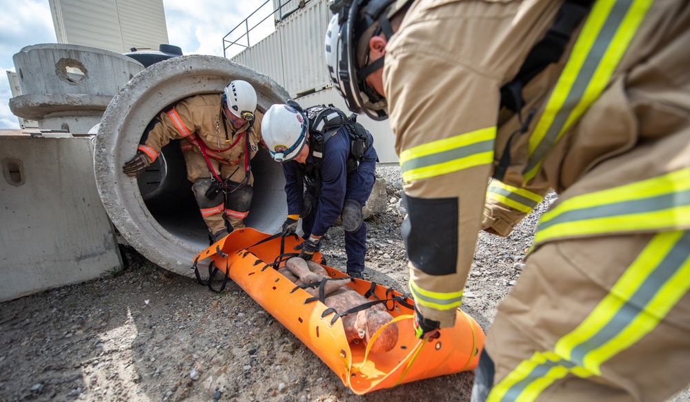 Firefighters Train to Save Lives During Vigilant Guard 2021