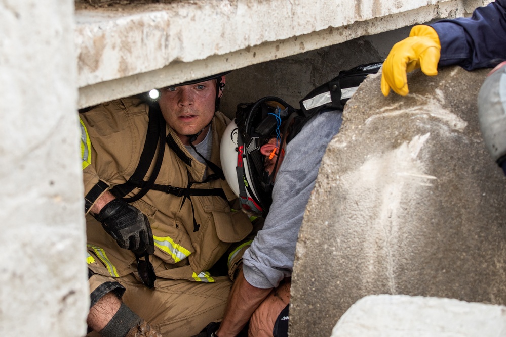 Firefighters Train to Save Lives During Vigilant Guard 2021