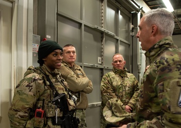 SpOC Commander and SEL visit Thule AB, DoD’s northern most installation