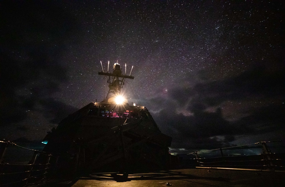 USS Tulsa Transits the San Bernardino Strait