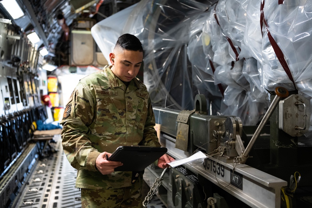 ATOC controllers at Travis AFB