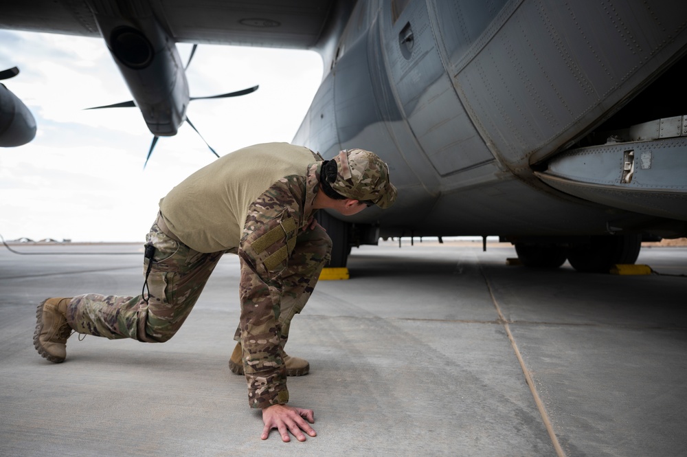 26th ERQS flies through CENTCOM