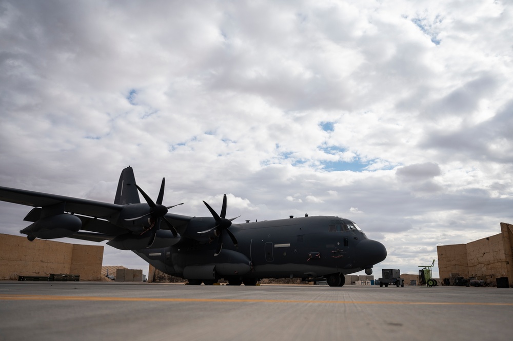 26th ERQS flies through CENTCOM