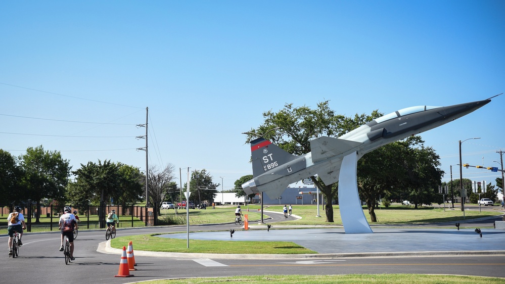 Hotter'N Hell rolls through Sheppard AFB
