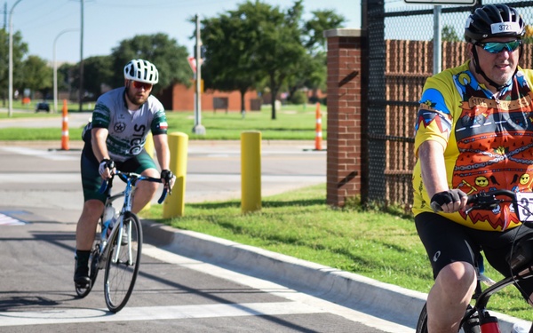 Hotter'N Hell rolls through Sheppard AFB