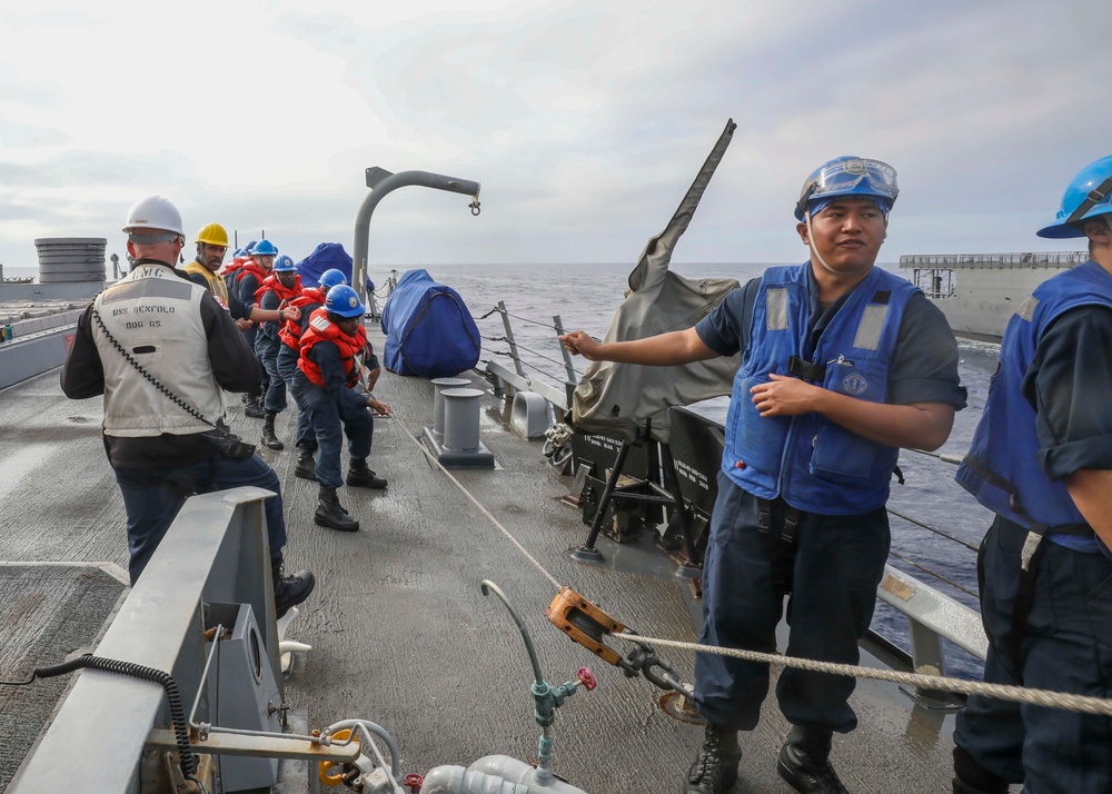 USS Benfold Conducts Replenishment-At-Sea with JS Towada