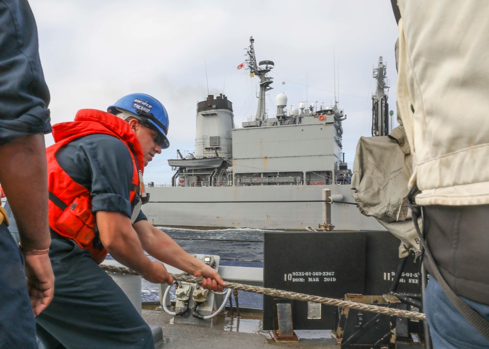 USS Benfold Conducts Replenishment-At-Sea with JS Towada