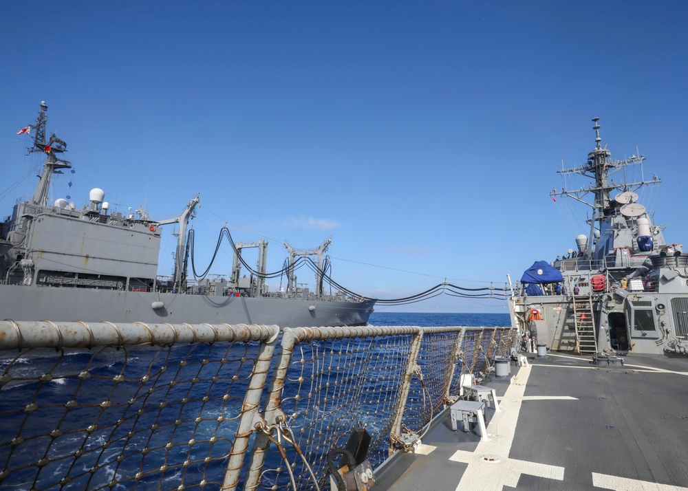 USS Benfold Conducts Replenishment-At-Sea with JS Towada