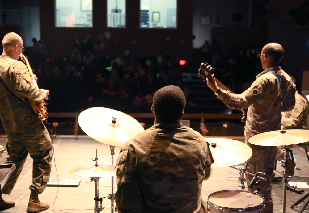 Camp Zama celebrates Independence Day with music, family activities