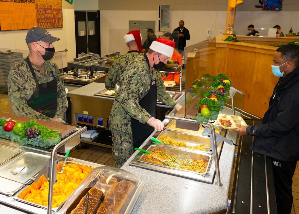 NSGL Leadership Serves Christmas Dinner at Galley