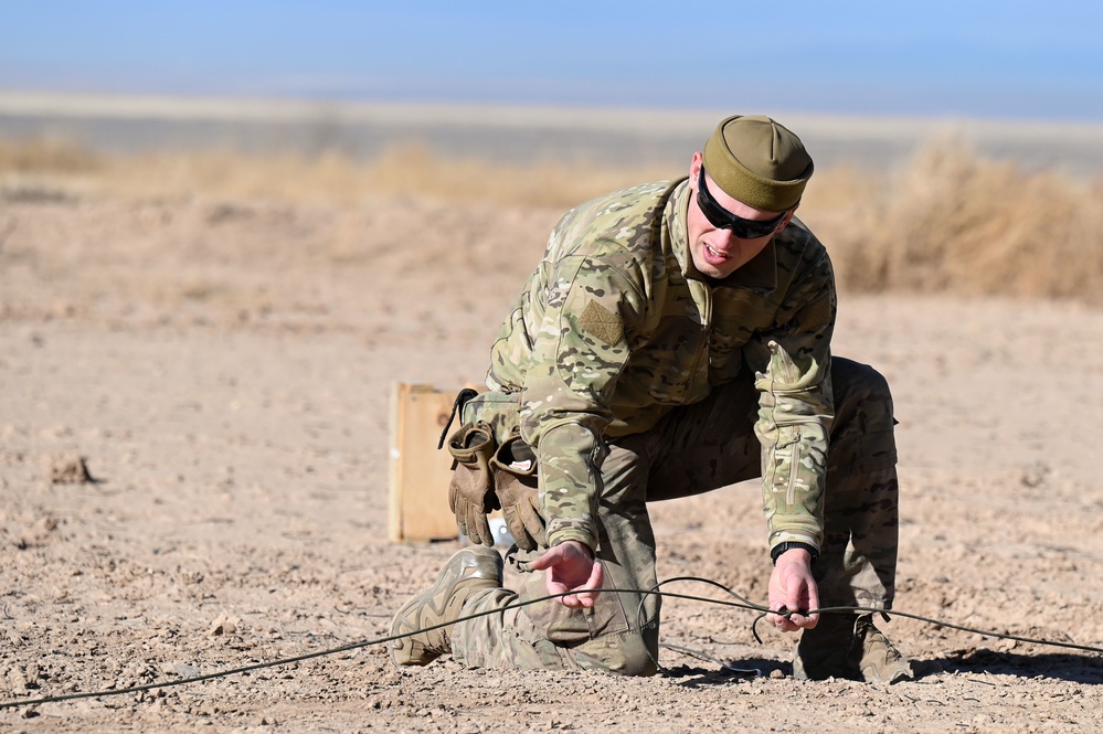 377th MSG EOD team has a blast, conducts explosive training