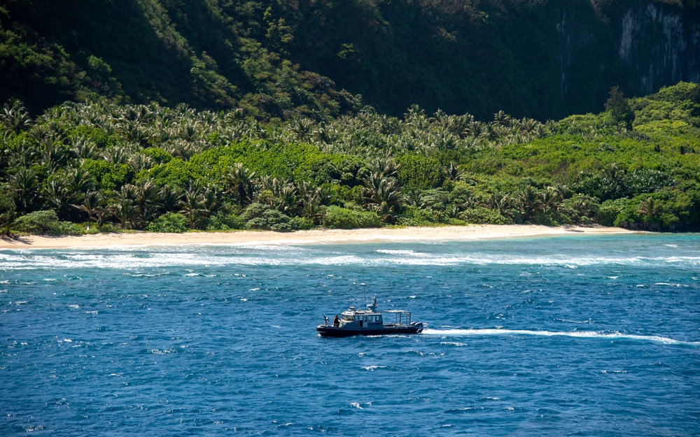 USS Carl Vinson (CVN 70) Departs Guam