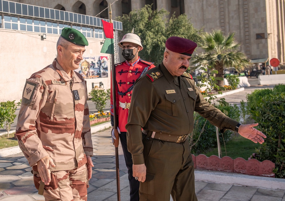 French Chief of Defense Staff visits UIII