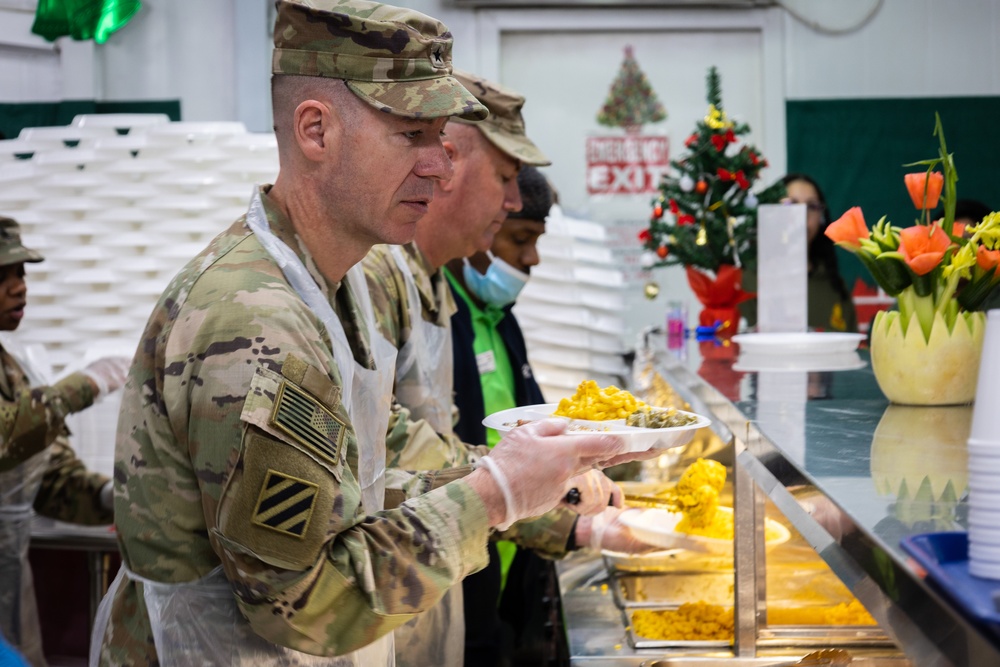 Camp Arifjan Christmas Meal 2021