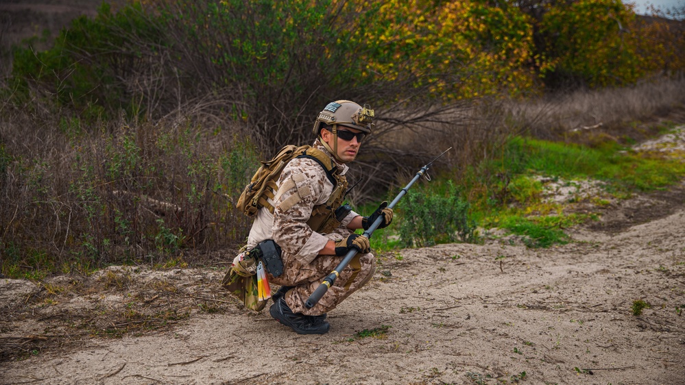 EOD Conducts Call Scenario Training