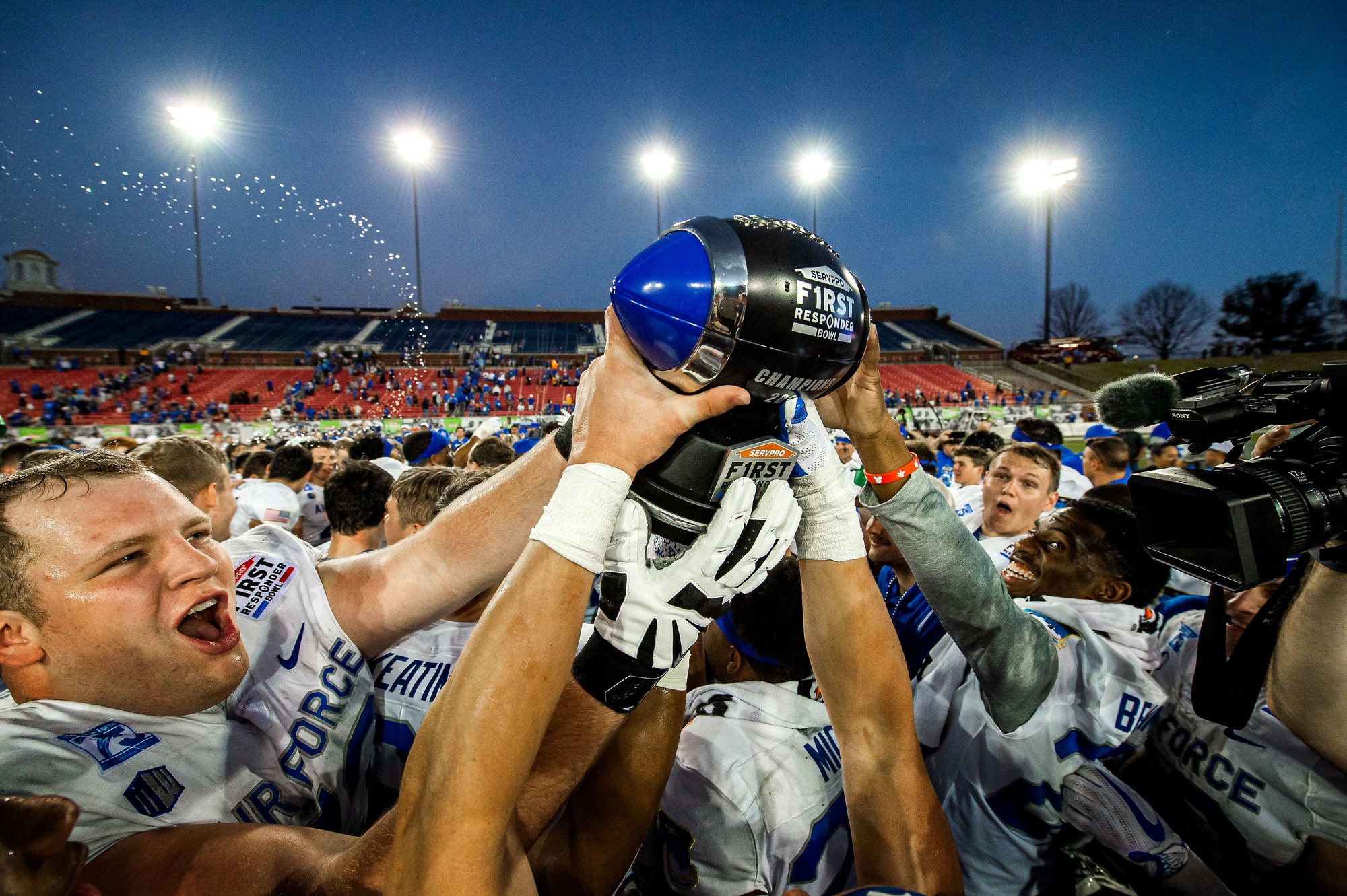 Louisville Football Will Play Air Force In SERVPRO First Responder Bowl –  Cardinal Sports Zone