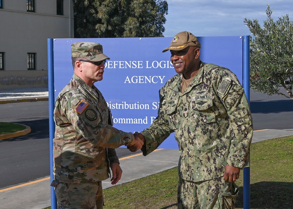 Maj. Gen. Tyler visits NAS Sigonella