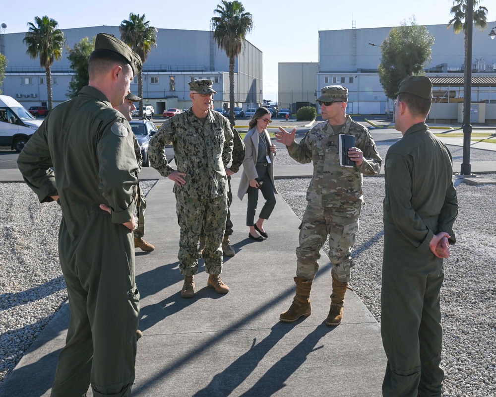 Maj. Gen. Tyler visits NAS Sigonella