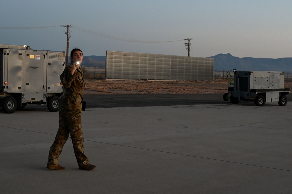 AirPower: 415th SOS trains C-130 loadmasters for success