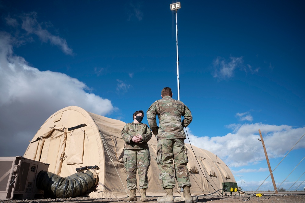 635th Supply Chain Operations Wing Vice Commander visits Holloman