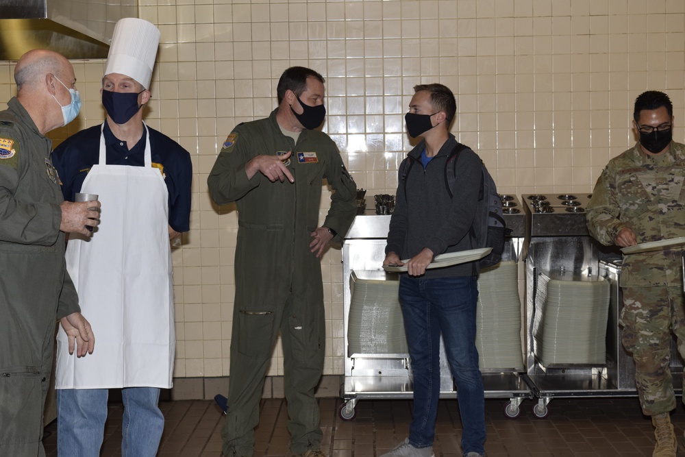 Alamo Wing senior leaders and honorary commanders, serve up Thanksgiving meal