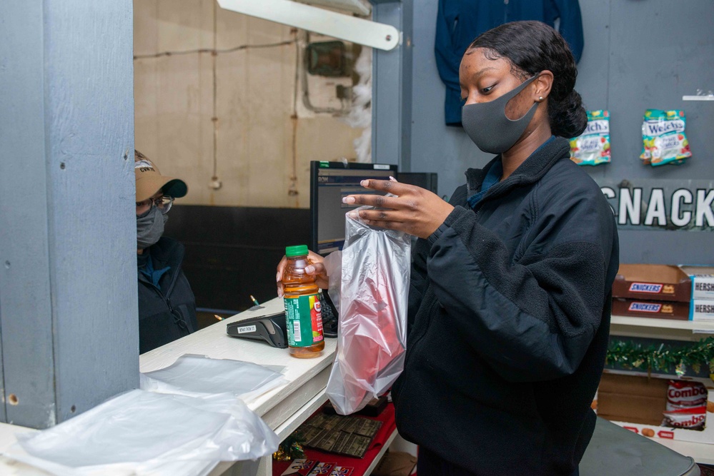 USS Ronald Reagan (CVN 76) Ship Store Kiosk