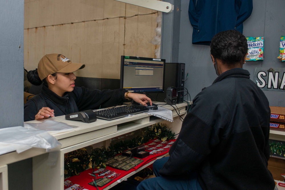 USS Ronald Reagan (CVN 76) Ship Store Kiosk