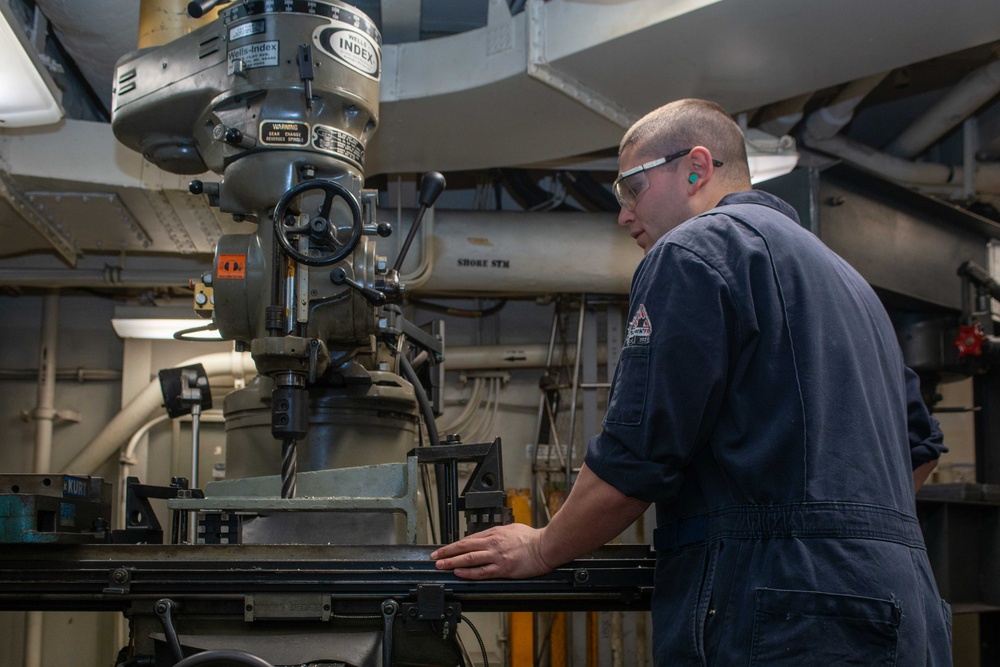 USS Ronald Reagan (CVN 76) Weld Shop