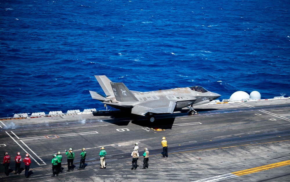 DVIDS - Images - USS Carl Vinson (CVN 70) Conducts Flight Operations in ...